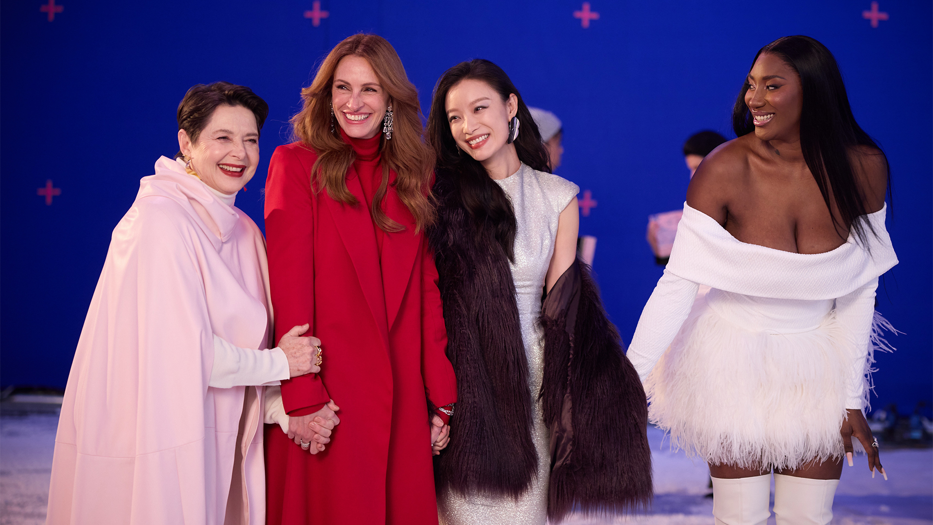 Julia Roberts and fellow Lancôme ambassadors together on the blue-screen set.